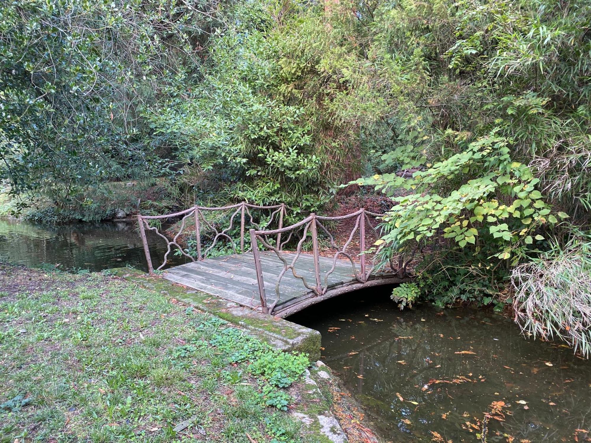 Villa Firmin Galimard - Gite Vals-les-Bains Bagian luar foto